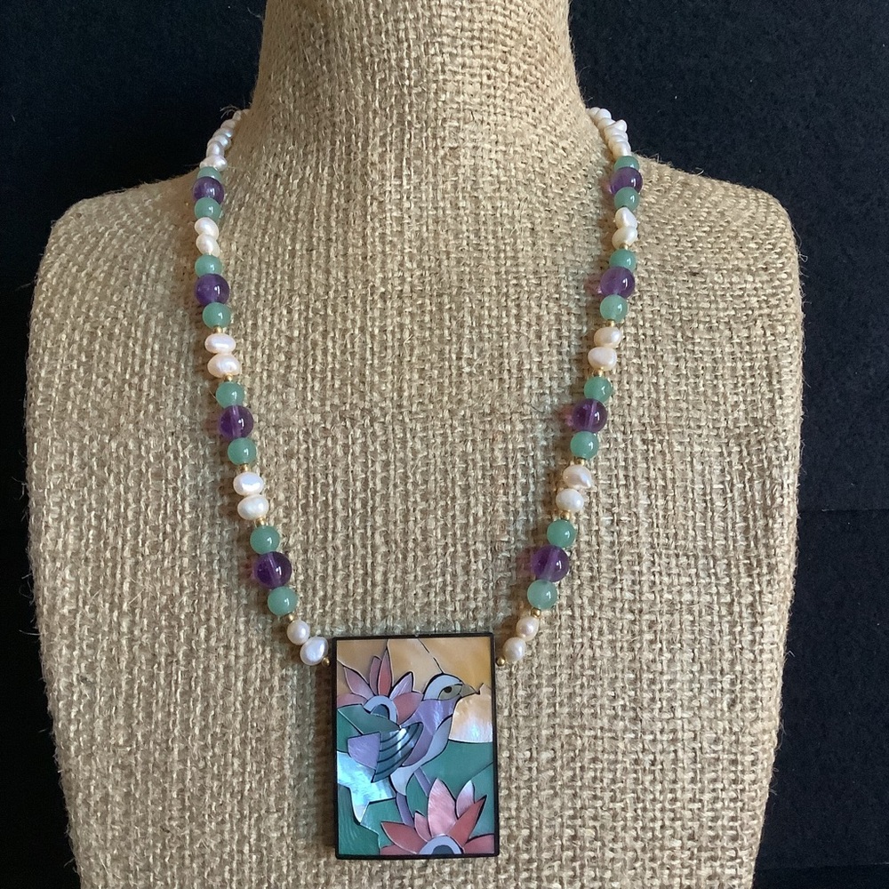 Vintage lee sands inlay mother of pearl bird necklace.